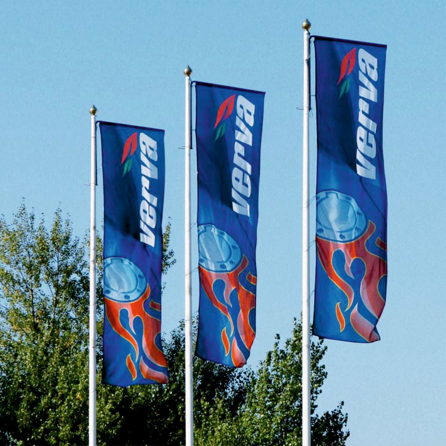 Club flag 320x245 cm 115g upright