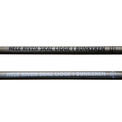 Sticker: "Place rake in the bunker", black